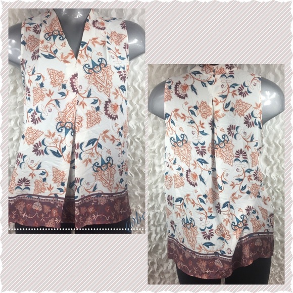 VIOLET + CLAIRE | Boho Floral Sleeveless Blouse - Picture 1 of 8